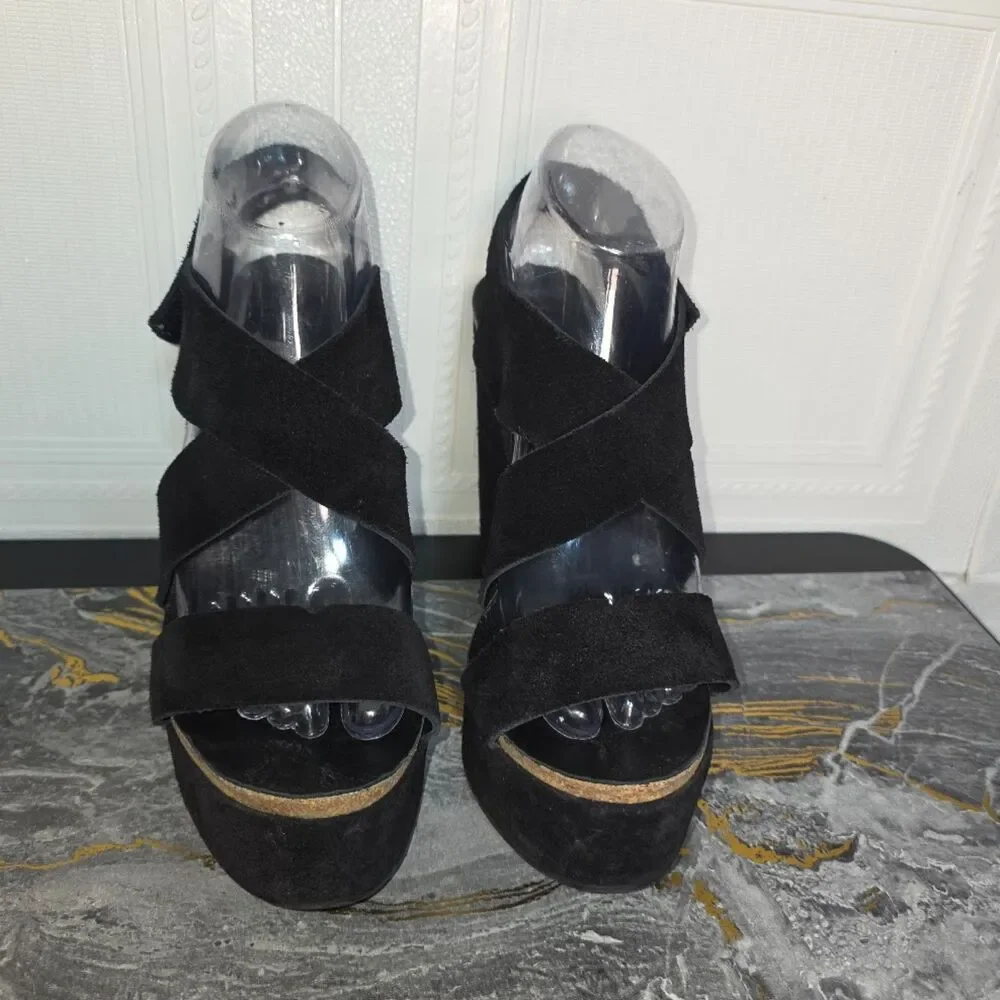 Pedro Garcia Black Suede Platform Wedge Sandals Size 40 US 9.5 EUC Spain